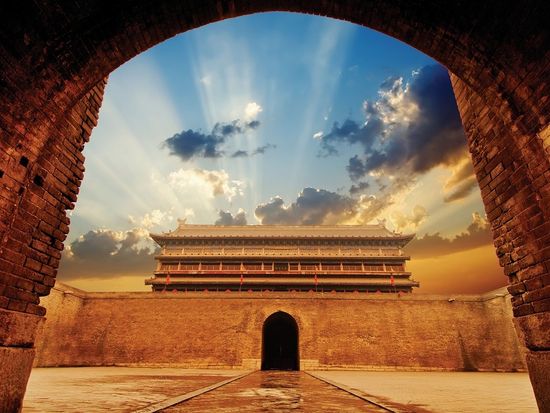 main-attraction-image