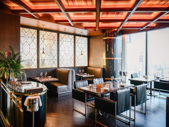 Bull & Bear Waldorf Astoria Bangkok-8