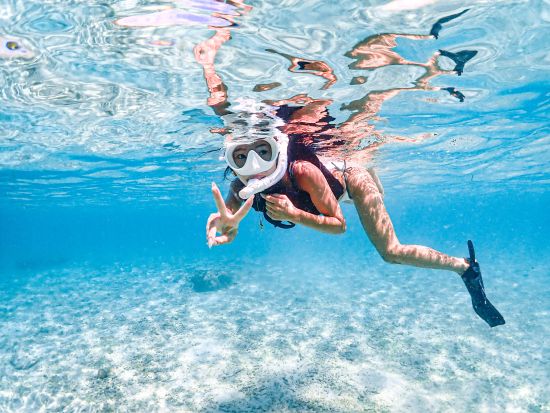 美ら海シュノーケリング 熱帯魚やサンゴ礁を観察＆超高確率でウミガメに遭遇！＜1～2時間／宮古島＞