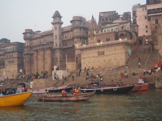 【貸切チャーター】バラナシ発サールナート＆ブッダガヤ＆ラジギール＆ナーランダ観光ツアー！日本語サポート可＜専用車／英語ドライバー／高速代＆駐車場代込／パトナ空港