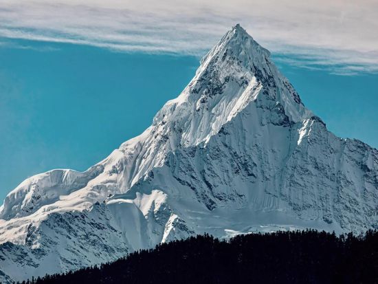 【梅里雪山・日照金山】麗江古城＋玉龍雪山＋虎跳峡＋シャングリラ＋梅里雪山を巡る雲南巡遊4泊5日間〈日本語ガイド・宿泊付き・混載無し〉