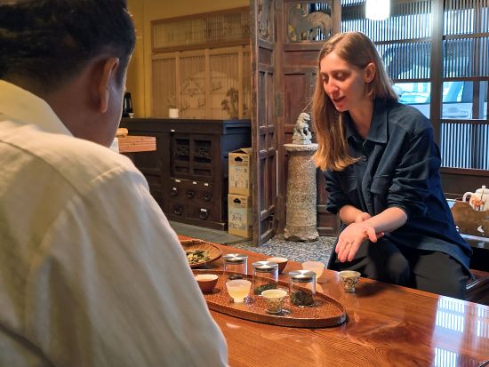 【京都・遊茶】プロのティーソムリエが案内する日本茶テイスティング