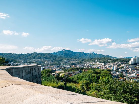 Korea_Seoul_Naksanpark_pixta_81769142