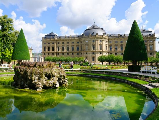 _Wurzburg_Residenz_shutterstock_172943018