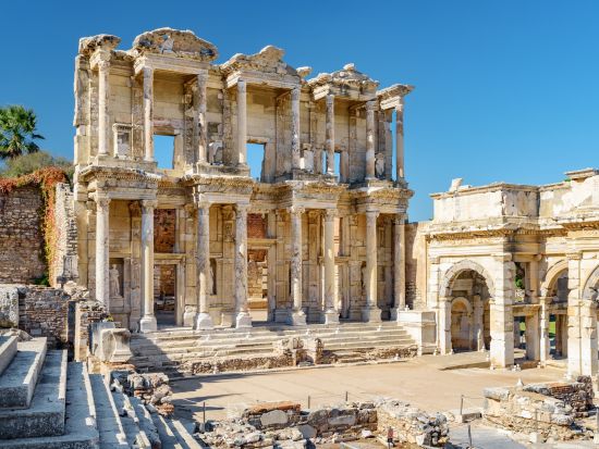 【貸切】トルコ周遊7日間！感動の世界遺産満喫プラン イスタンブール＋カッパドキア＋パムッカレ＋エフェソス＜4都市／日本語ガイド／国内航空券込／イスタンブール発＞