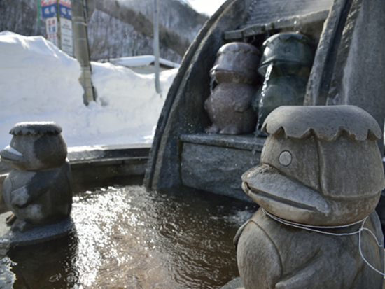 札幌発日帰りツアー 石窯ピッツァ付きビュッフェ＆名湯定山渓温泉で癒し旅＜1日／札幌駅発着＞ by クラブツーリズム