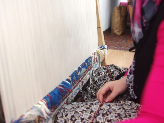 トルコ伝統のカーペット織り体験ツアー トルコ絨毯工房見学＋織り体験＜カッパドキア発／日本語インストラクター／ホテル送迎付き＞