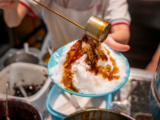 マレーシアの食文化を体験！クアラルンプールローカルフード食べ歩きツアー　チャイナタウン周辺＋スリ・マハ・マリアマン寺院立ち寄りあり＜夕方／英語ガイド＞