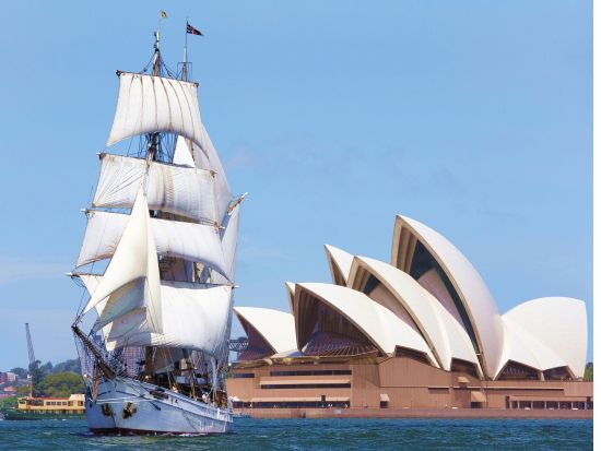 シドニーハーバー ランチクルーズ　歴史あるクラシック帆船でオペラハウスなどの絶景と新鮮な昼食を満喫！＜2時間／シドニー発＞