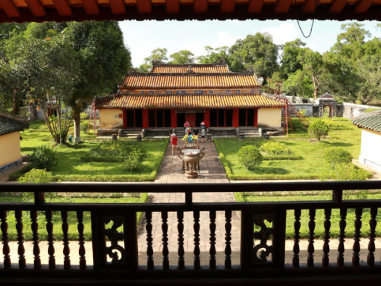 フエ王宮入場チケット事前予約　トゥドゥック帝廟、カイディン帝廟、ミンマン帝廟とのセットプランあり　＊即予約確定