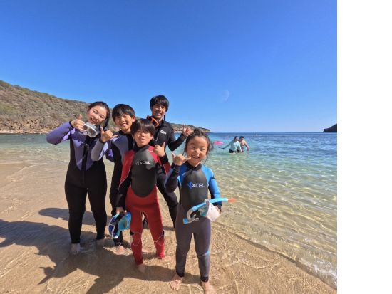 ハナウマ湾シュノーケリング　ハナウマ湾公認日本語ガイドがご案内　ウェットスーツ無料レンタル付き！お得な貸切プランあり＜午前・午後／日本語インストラクター＞