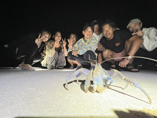 石垣島ナイトサファリツアー ヤシガニに出会える♪星空の下のジャングル探検 石垣島の夜に非日常体験♪＜約2時間／石垣島＞