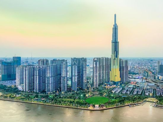 main-attraction-image