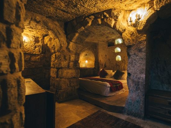 カッパドキア洞窟ホテル宿泊プラン【1泊2日】メレクレール・エヴィ・ケイブホテル（Melekler evi Cave Hotel）