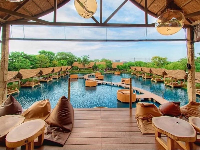 main-attraction-image