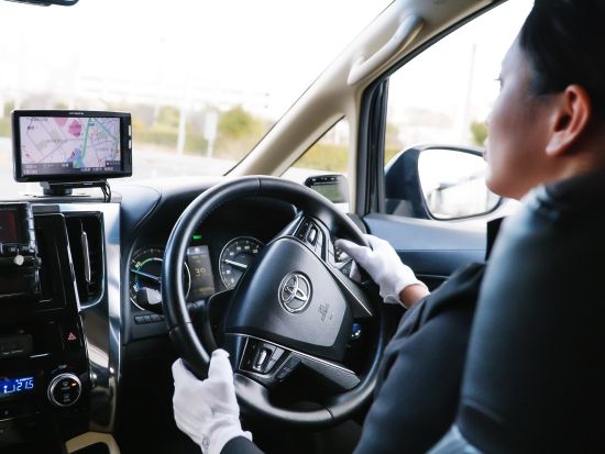 【空港送迎】福岡空港 ⇔ 福岡市・太宰府市・糸島市 BMWやミニバン選択可＜貸切／最大9名様まで＞by MKタクシー