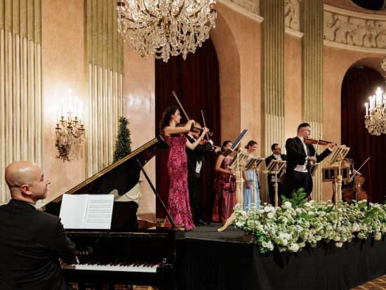 インペリアル・ガラ・コンサート　チケット事前予約サービス　ディナー付きプラン選択可＜英語／アウエルスペルク宮殿＞