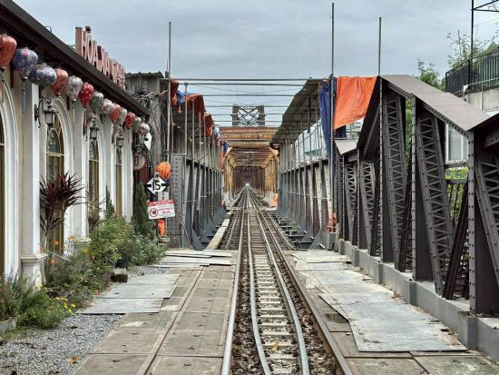 ハノイ市内観光ツアー　観光ツアーの完全版！定番の名所からローカルスポットまで1日でご案内 ＜人気店でのフォーのランチ＆ビアホイでの夕食付／日本語ガイド＞