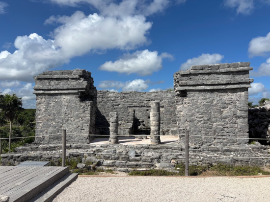 トゥルム満喫ツアー　トゥルム遺跡＋グランセノーテ＋トゥルムの街歩きの欲張りコース＜自由行動＞