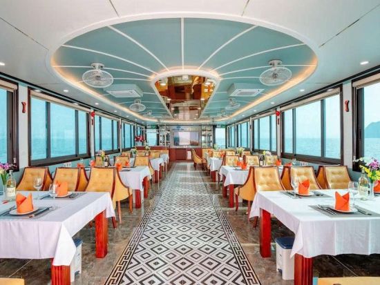 世界遺産ハロン湾日帰りツアー　鍾乳洞ライトアップ＋選べるカヤック体験　空港お送り帰国日プラン有＜4時間クルーズ／日本語ガイド／海鮮ランチ＞