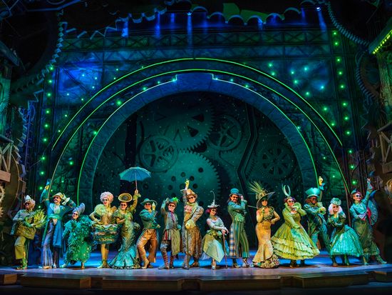 Wicked_2023-24 London Company_Photo by Matt Crockett_1608_RT