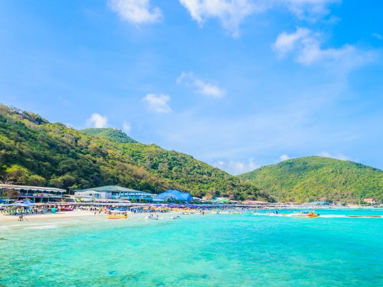 パタヤ発貸切スピードボートツアー　ラン島1ビーチまたはラン島＋コーサック島2島周遊＜英語ガイド＞