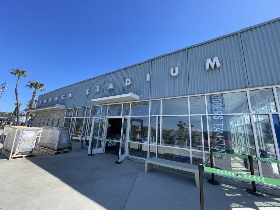 ロサンゼルス プライベート観光ツアー　スタジアム＋サンタモニカ＋ビバリーヒルズ＋ハリウッド＋グリフィス天文台を1日で堪能＜貸切／日本語ガイド＞