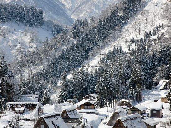 冬の五箇山2©(公社)とやま観光推進機構