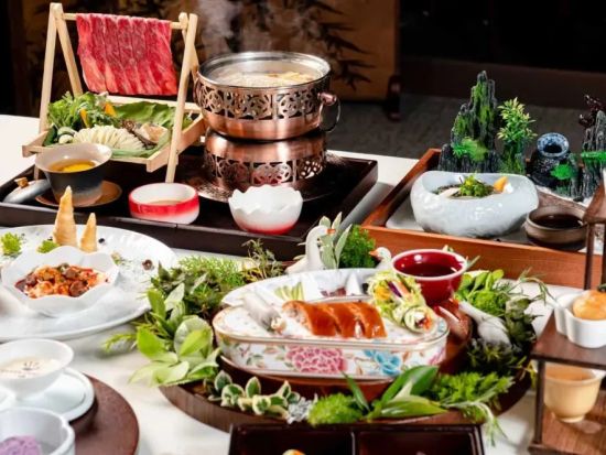 没入型ダイニング「テイスティング・オブ・チャイナ（Taste of China）」　五感で味わう中国七大料理 ＜上海外灘CITY HALL PLAZA＞