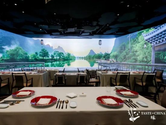 没入型ダイニング「テイスティング・オブ・チャイナ（Taste of China）」　五感で味わう中国七大料理 ＜上海外灘CITY HALL PLAZA＞