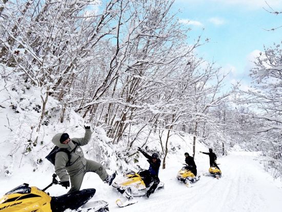 【北海道・仁木町】スノーモービル体験＜アドベンチャーコース60分＞初心者大歓迎！手ぶらOK！記念撮影・ホットドリンクサービス☆