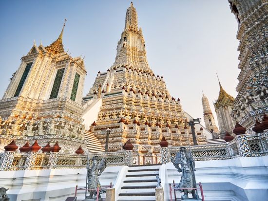 【貸切】ワットパクナム＋ワットアルン半日観光ツアー　人気の「Sense of Thai」で民族衣装体験も満喫！＜午前／日本語ガイド／ベテランガイド確約＞