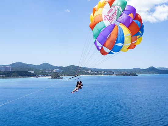 選べるフォトツアー ファミリー・カップル・友達同士におすすめ◎ 沖縄本島南部〜古宇利島の絶景＆街中・アクティビティ撮影 オプションでドローン撮影も＜約90分＞