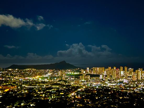 〈当日参加OK!〉1時間で行くタンタラス夜景ツアー/日本人ガイド