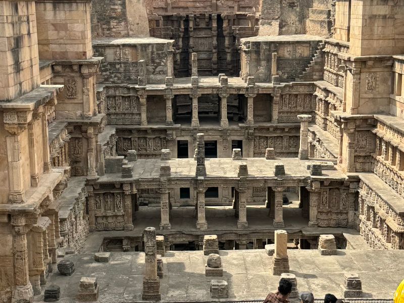 Gujrat (Rani-ki-Vav)