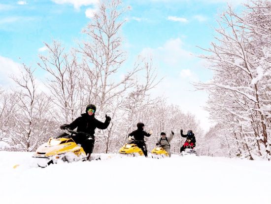 【北海道・仁木町】スノーモービル体験＜おためし30分＞手ぶらＯＫ！お子様でも安心！記念撮影込み！