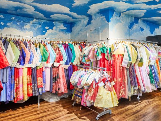 韓服体験スタジオ「ルミスペース」 ドラマで見た本格衣装＆お洒落な韓服でセルフ撮影＊フォトシグネチャー(プリクラ)体験付きプランあり＜明洞駅徒歩3分＞