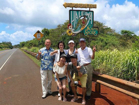 オアフ島1日制覇！人気観光スポット＆鉄板B級グルメ【ラニカイ・カイルア・ブーツ＆キモズ・ハレイワ・ウミガメ・ジョバンニ・タンタラス】＜日本人ガイド＆少人数制＞