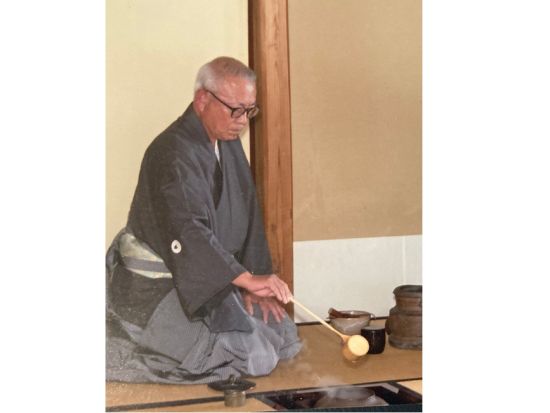 【英語ガイド】浅草ツアー 江戸時代の風情が残る東京の下町「浅草」をガイドと巡る＜会席料理・芸者による日本舞踊＞