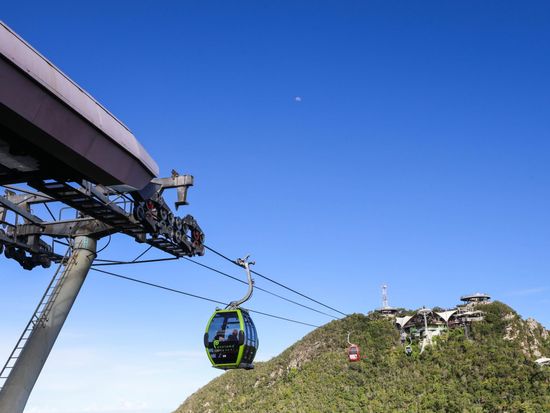 272A1999-min-min-scaled