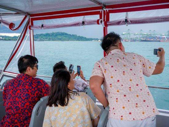 05 - Albatross Speedboat