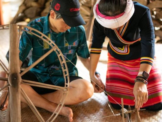 少数民族タイルー族の暮らし体験ツアー　伝統文化＋食文化体験＋現地の人との温かい交流＜午前／日本語ガイド＞