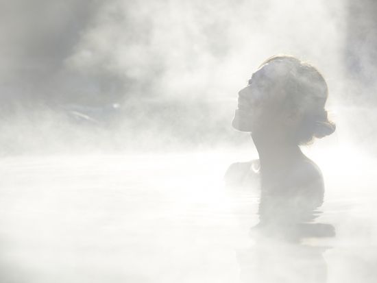 札幌発 冬の日帰りバスツアー　わかさぎ釣り＆しんしのつ温泉入浴を楽しむ冬の魅力堪能コース＜1〜3月／1名様から催行／札幌発＞ 