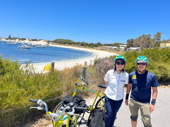 ロットネスト島サイクリングツアー＆「世界一幸せな動物」クオッカに出逢えるウォーキング＜半日or1日／日本語ガイド／パース市内送迎付き／ヒラリーズ発着＞