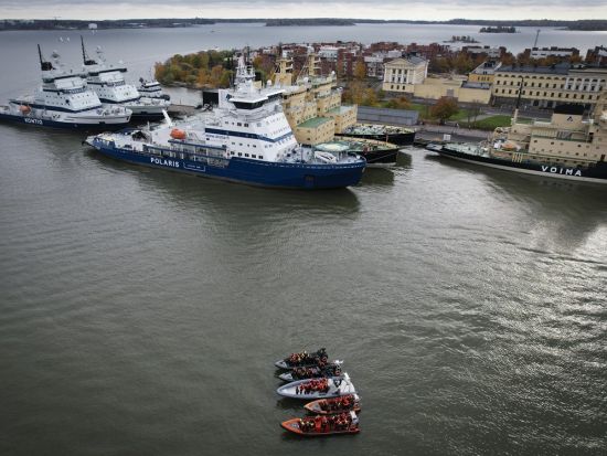 RIBスピードボートで巡る 海から楽しむヘルシンキ市内＆群島観光＜4～10月／英語ドライバーガイド＞