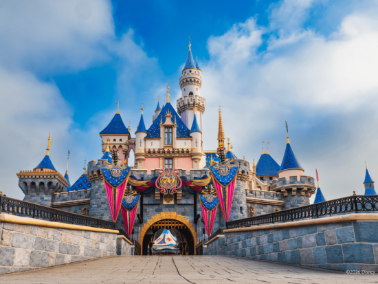 カリフォルニア ディズニーランド・リゾート　パークチケット ＜1日または2日間＞