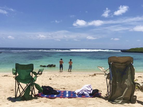 グアム ビーチピクニックツアー　南国の美しい海辺でゆったり癒しの時間！島内観光付きプランもあり＜貸切／半日or1日／日本語ガイド＞