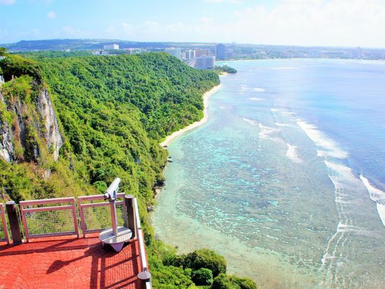 Beach Resort_Guam_Two Lovers Point_View_shutterstock_597721139