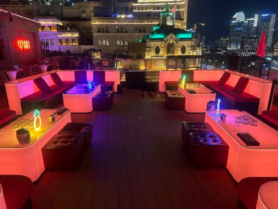 ルーフトップバー KEV 事前予約サービス☆外灘夜景×人気ルーフトップバー体験＜上海＞