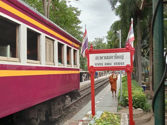 泰麺鉄道1